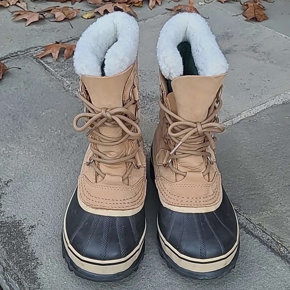 Sorel Caribou snow boots